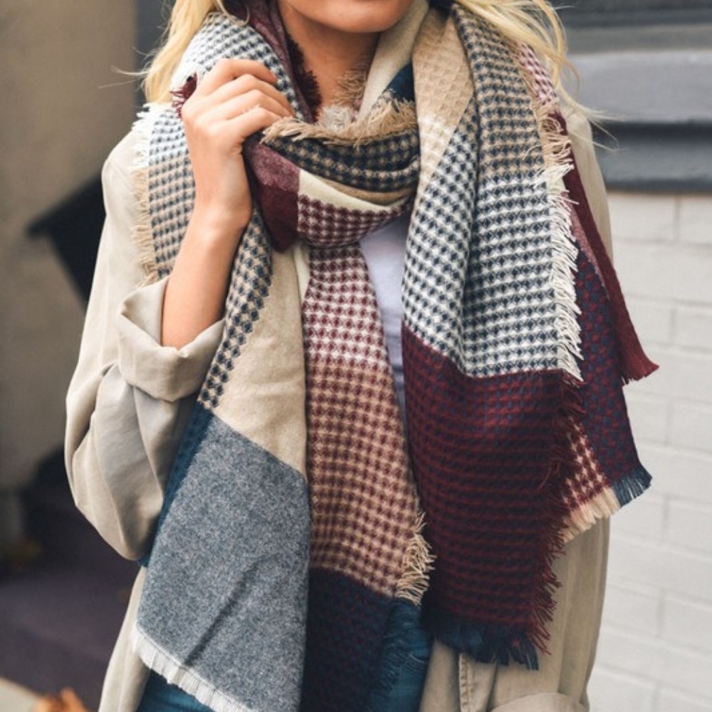 NEW Burgundy + Navy Blanket Scarf - Picture 3 of 5